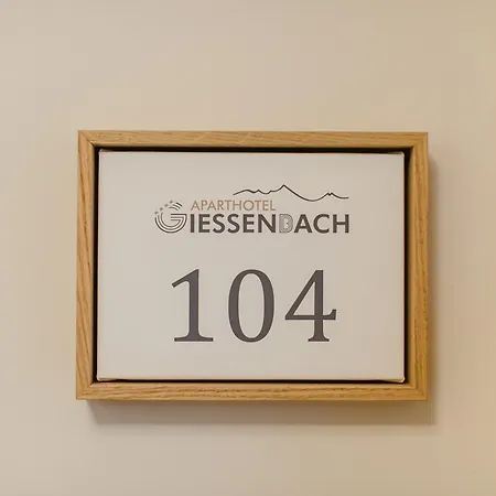 Отель Giessenbach 4*