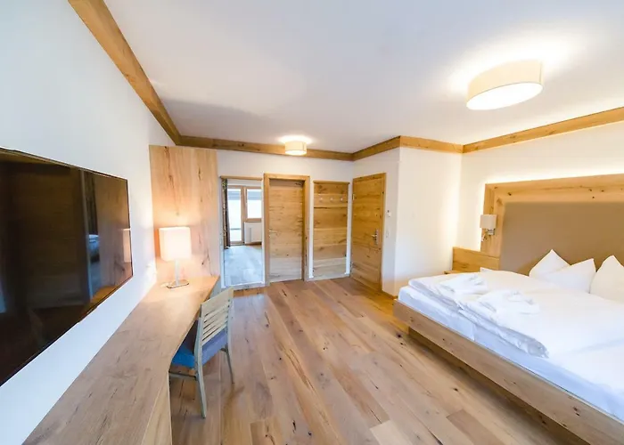 Giessenbach Hotel 4*