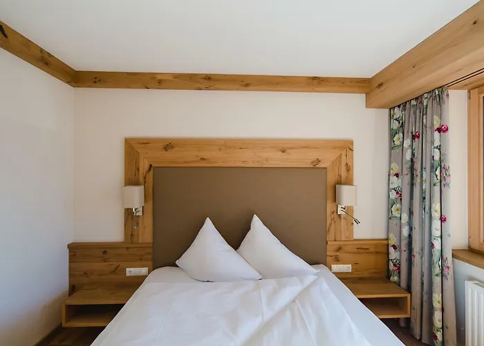 Hotel Giessenbach 4*